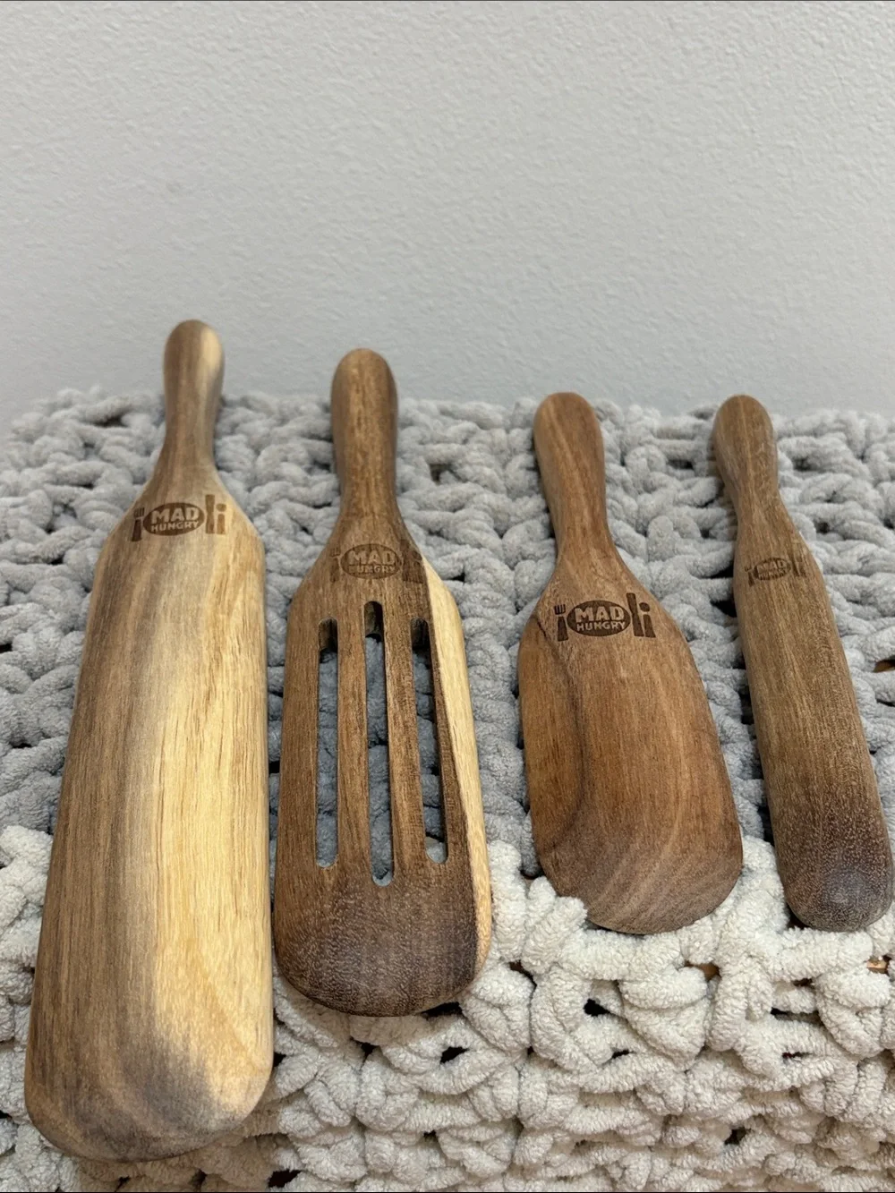 NWOT Mad Hungry 4 Pcs Wooden Kitchen Spurtle Set - Natural Brown